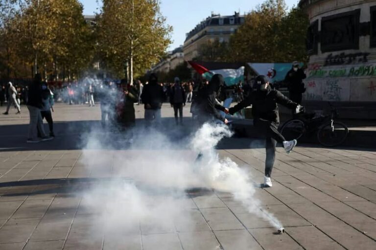 FRANCE: LES TENSIONS POLITIQUES ET SOCIALES FRAGILISENT LES MARCHÉS FINANCIERS France Les Tensions Politiques Et Sociales Fragilisent Les M 768x511