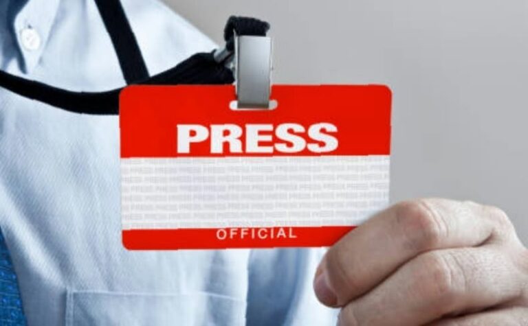 Gabon Carte De Presse Quelle Place Pour Les Professionnels Q 768x475